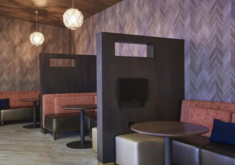 Hotel Courtyard By Marriott Erie Bayfront Extérieur photo